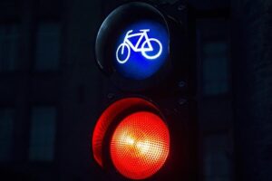 Co to je interní směrnice podniku: Pravidla a postupy pro efektivní řízení