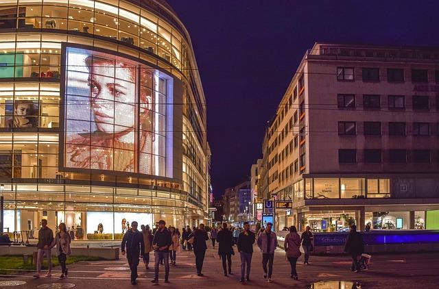 Jak začít podnikat v kamionové dopravě: Řiďte svůj dopravní byznys